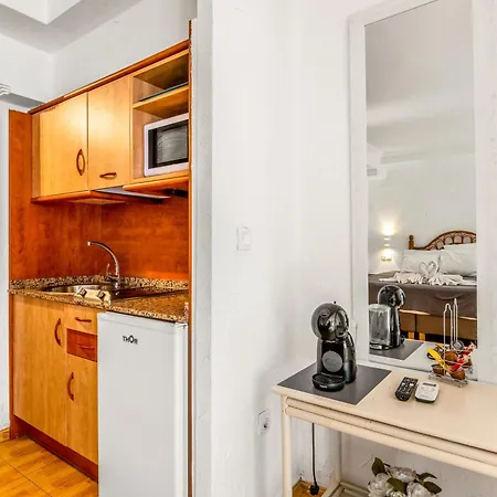 Aparthotel Unique 4-2