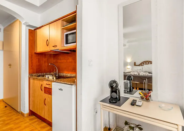 Aparthotel Unique 4-2