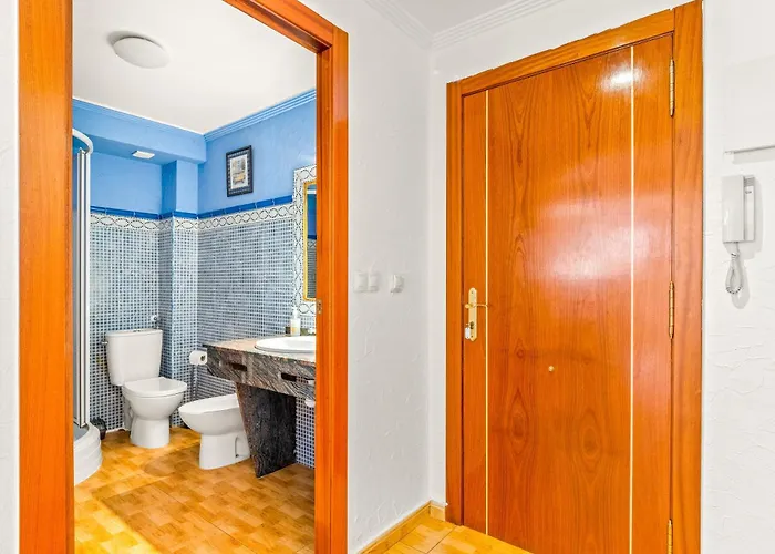 Unique 4-2 公寓式酒店 托雷维耶哈